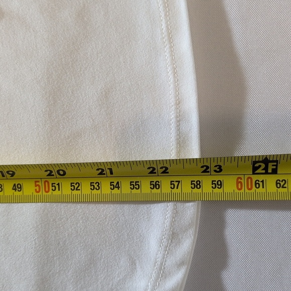 Hello Kitty Shirt Size Small - Picture 4 of 6